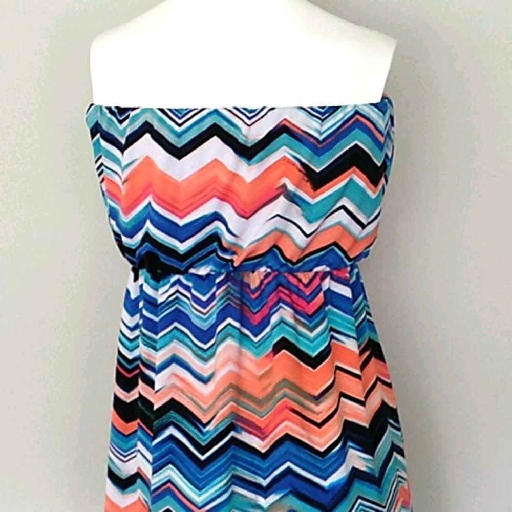 Lipstick Strapless Multicolor Dress. Size S/M - Picture 5 of 7